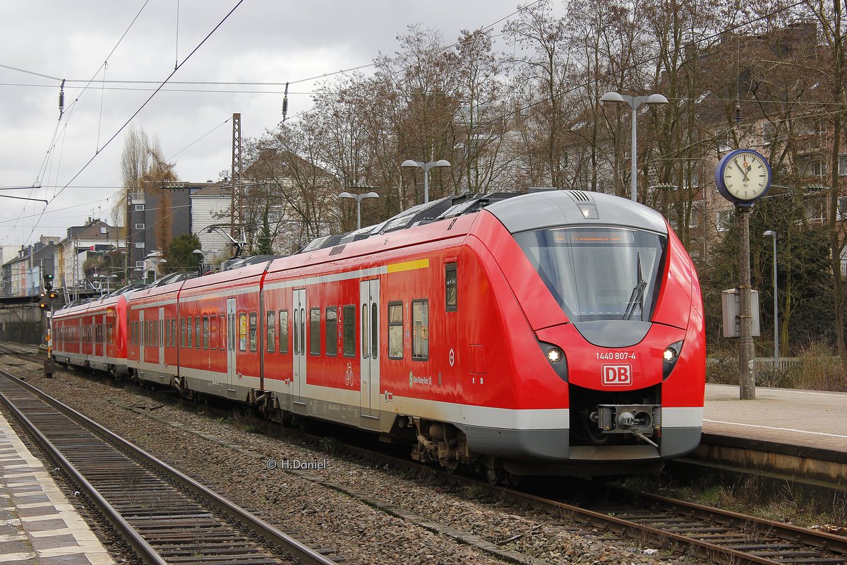 DB 1440 807-4 als S8 in Wuppertal Barmen, September 2016.
