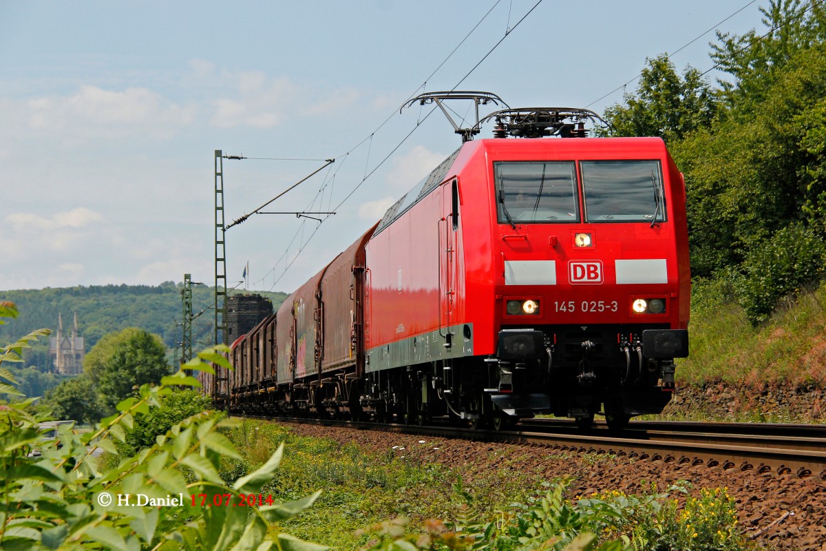 DB 145 025-3 mit G�terzug in Erpel, Juli 2014. Gru� an den Tf!