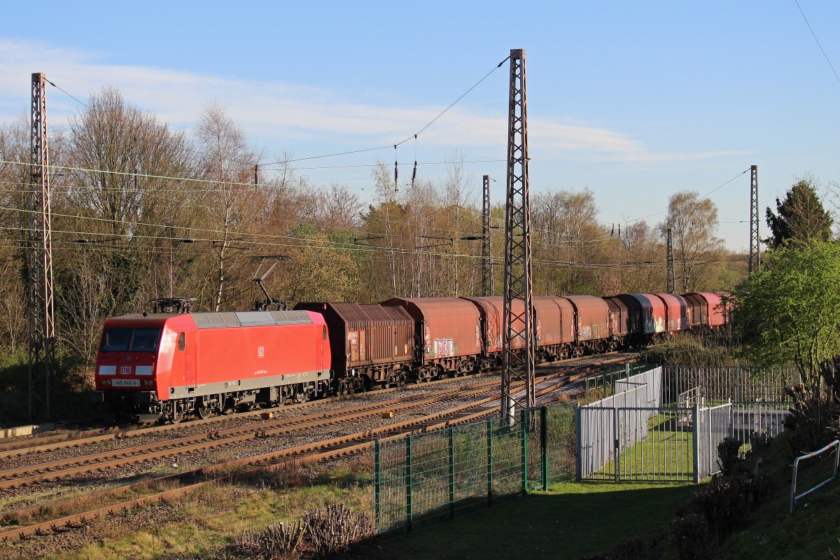 DB 145 043 am 20.3.14 mit einem Stahlzug in Ratingen-Lintorf.