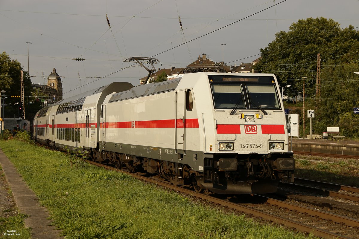 DB 146 574-9 mit IC2 in Wupppertal, August 2017.