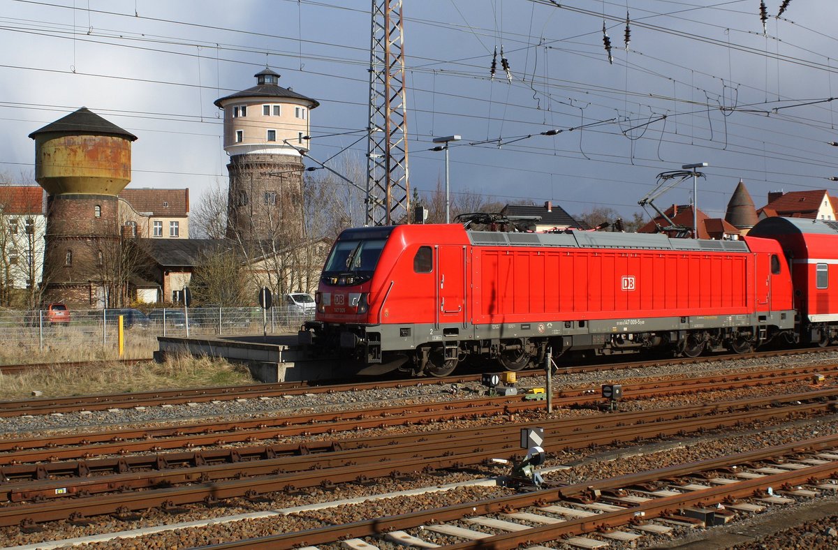 DB 147 009-5 mit Zug der RE3 nach Schwedt / Oder am 06.04.2021 in Angermünde