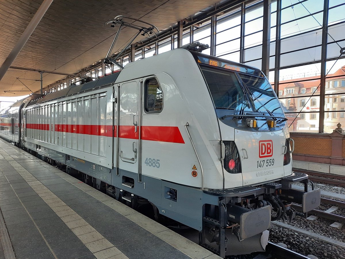 DB 147 559 schob am 07.03.2021 den IC 1956 von Leipzig Hbf nach Karlsruhe Hbf. Hier zusehen beim Halt in Erfurt Hbf.