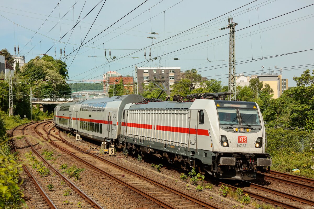 DB 147 591 mit IC2 als Werkstattfahrt in Wuppertal, Mai 2025.
