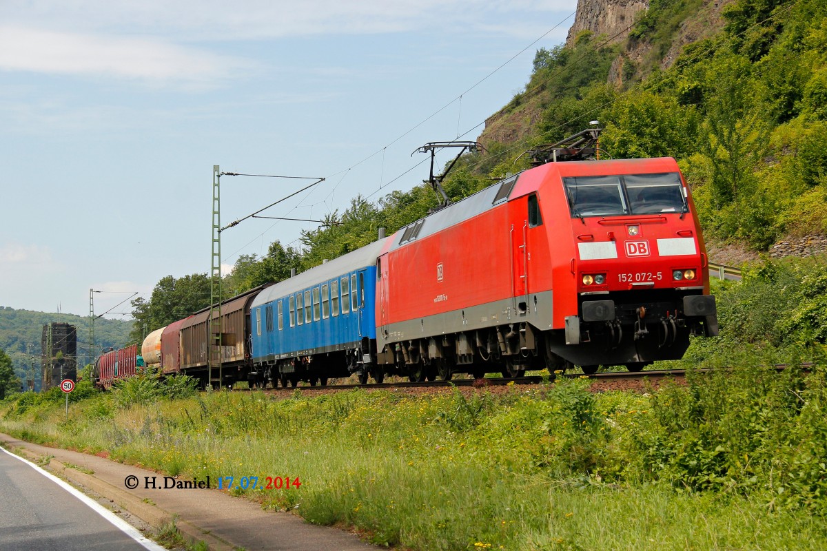 DB 152 072-5 mit G�terzug in Erpel, Juli 2014. Gru� an den Tf! 