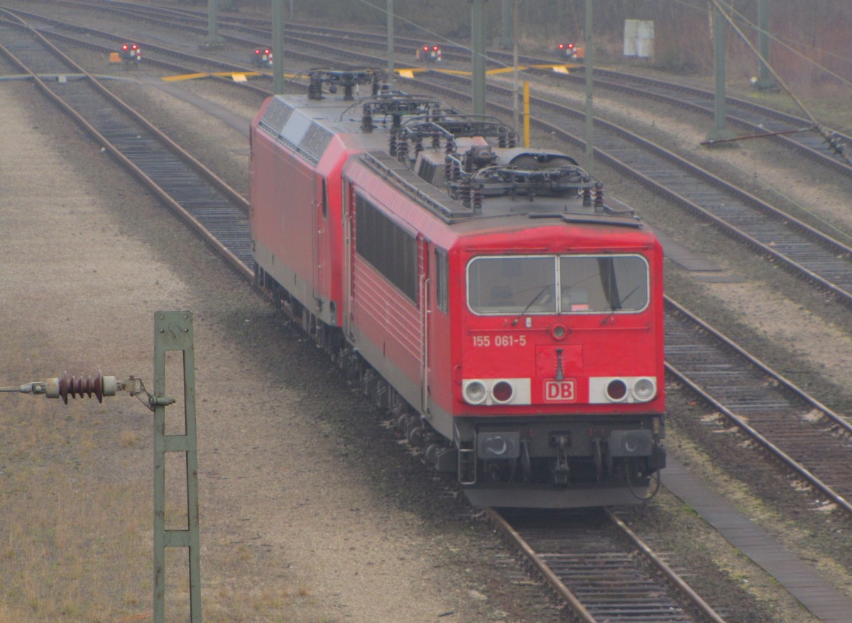 DB 155 061-5 am 19.02.2016 abgestellt in Maschen.