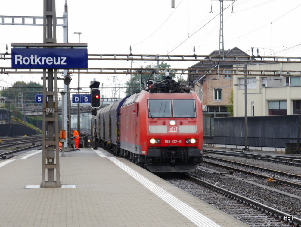 DB - 185 132-8 vor Güterzug in Rotkreuz am 25.09.2014