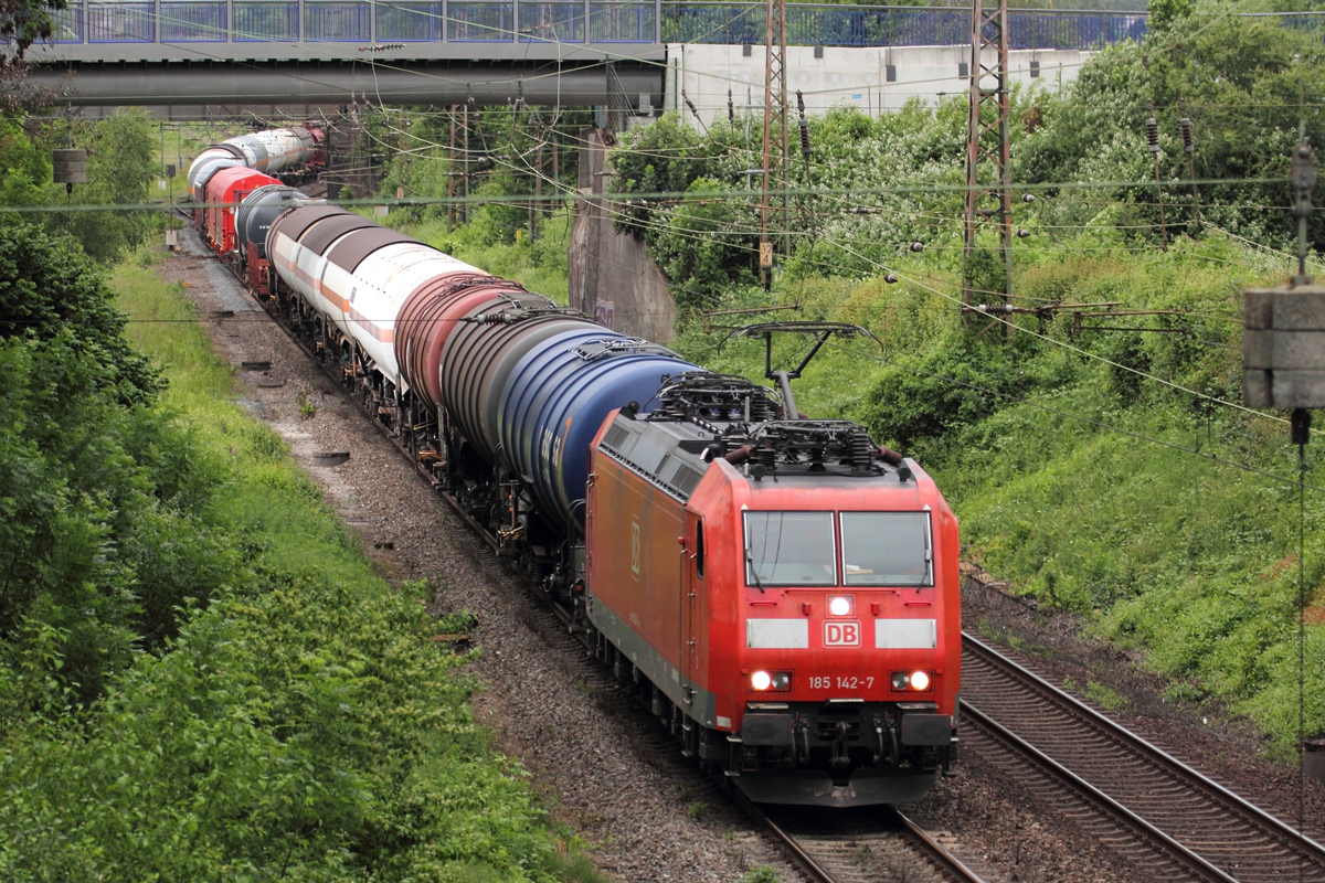 DB 185 142-7 auf der Hamm-Osterfelder Strecke in Recklinghausen 7.6.2019