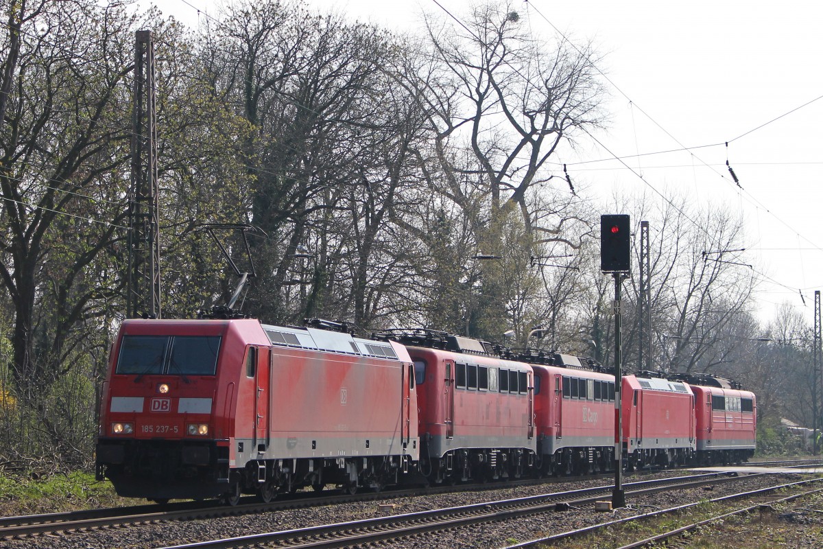 DB 185 237 am 27.3.14 mit einem Lokzug in Ratingen-Lintorf.