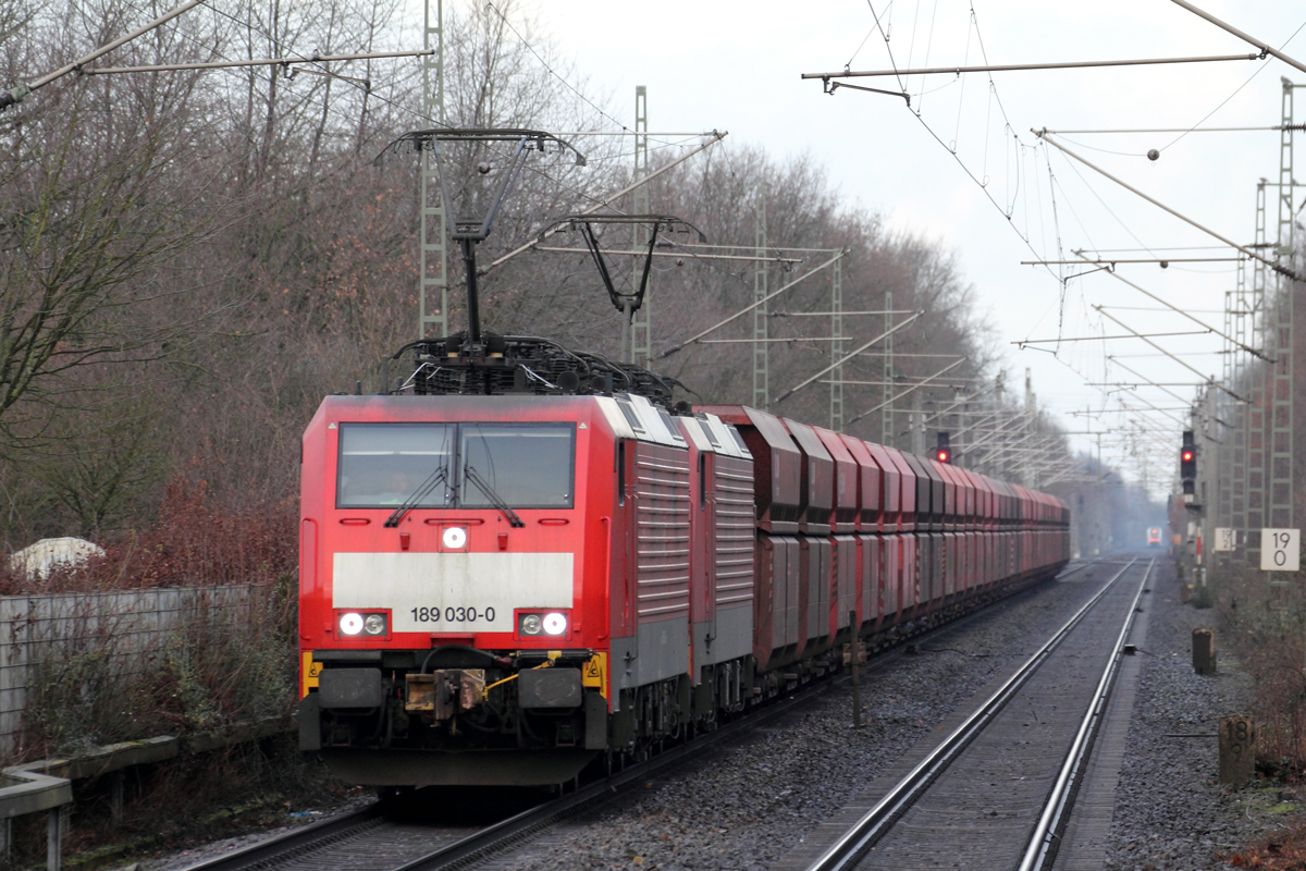 DB 189 030-0 mit 189 034-2 in Vörde 14.12.2019