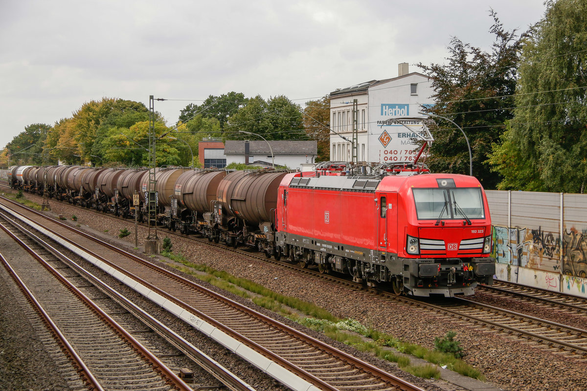DB 193 323 mit Kesselzug in Hamburg Hausbruch, September 2018.