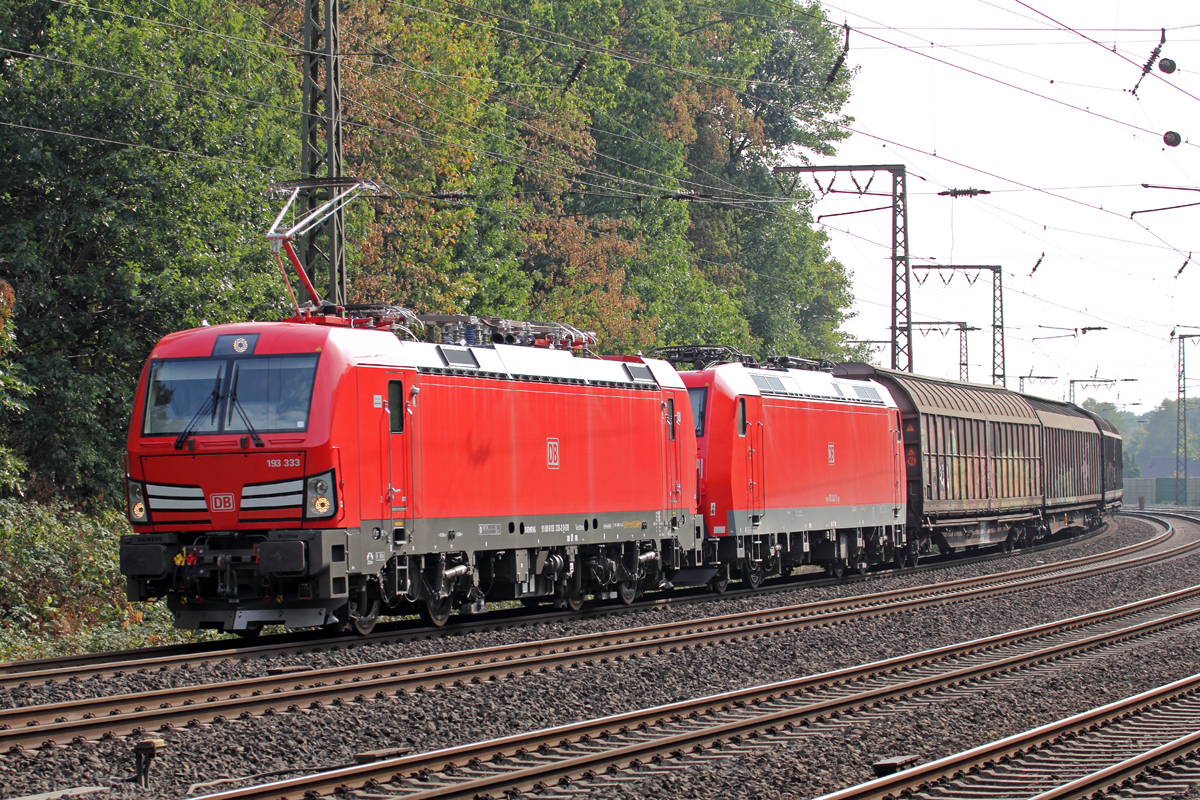 DB 193 333 mit DB 185 040-3 am Abzweig Duisburg Lohtarstraße 5.9.2018