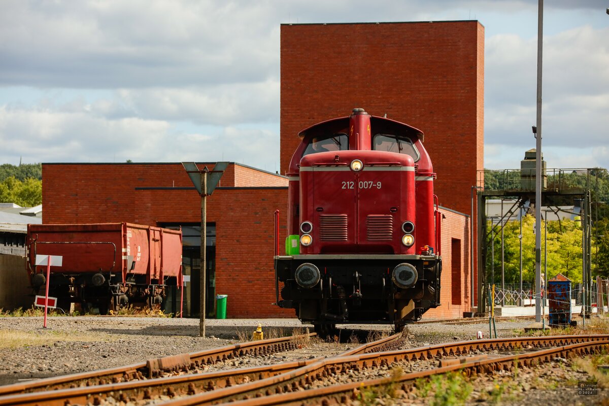 DB 212 007-9 im Eisenbahnmuseum Bochum Dahlhausen, September 2024.