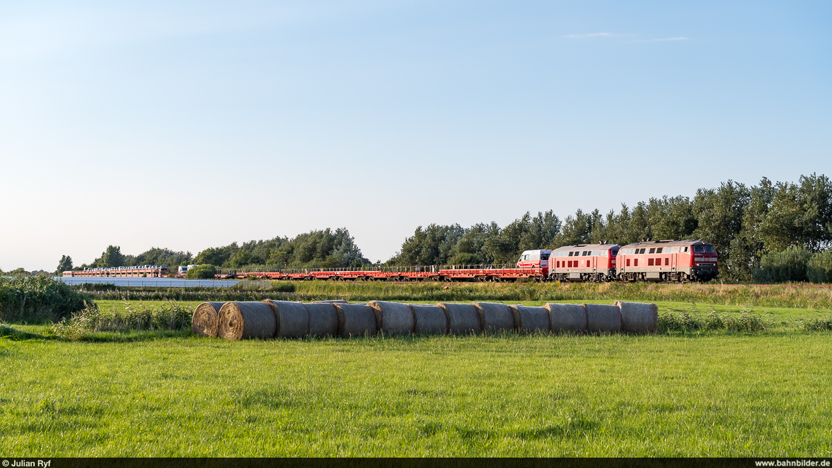 DB 218 380 & 218 825 / Sylt Shuttle / Neukirchen, 22. August 2021
