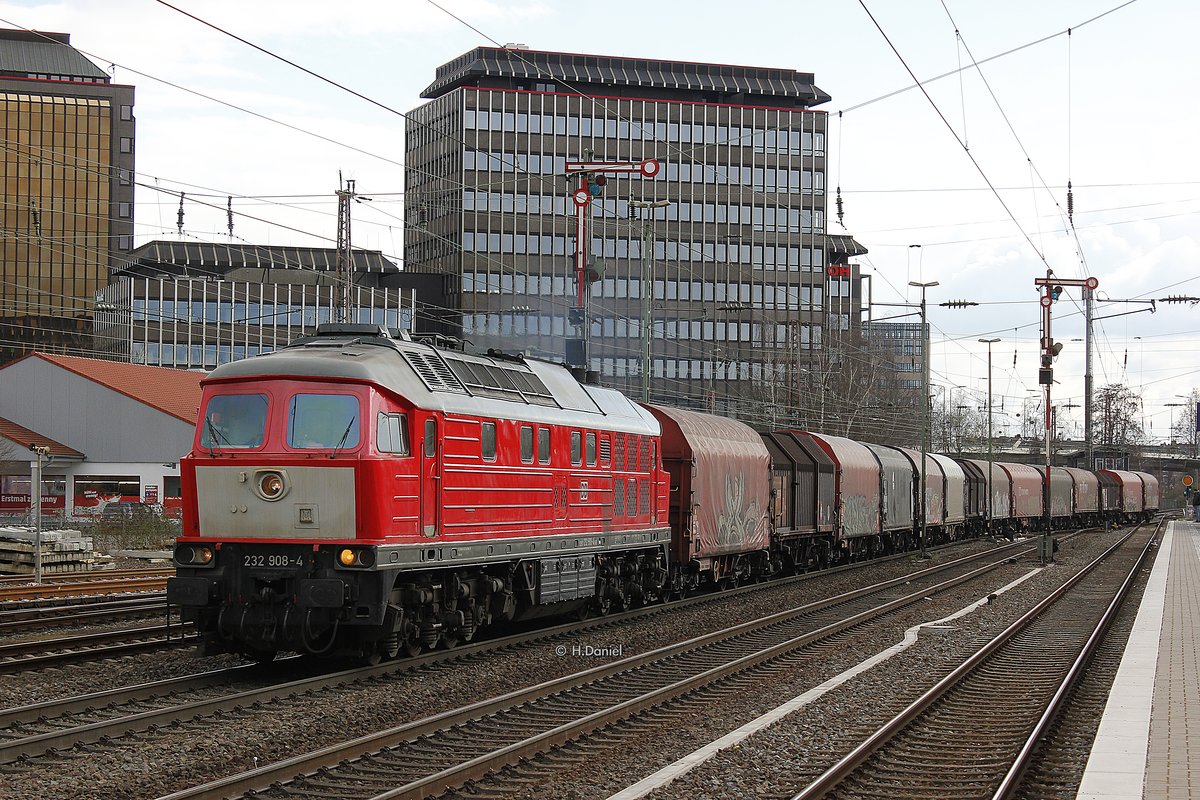 DB 232 908-4 Ludmilla in D�sseldorf Rath, M�rz 2016.