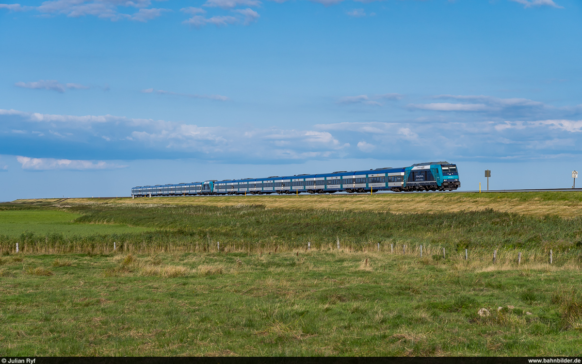 DB 245 208 & 245 202 / RE6 Husum - Westerland (Sylt) / Morsum, 23. August 2021