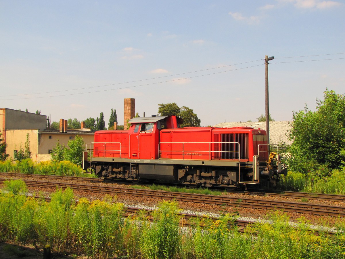 DB 294 663-0 am 22.08.2013 beim rangieren in Zeitz.