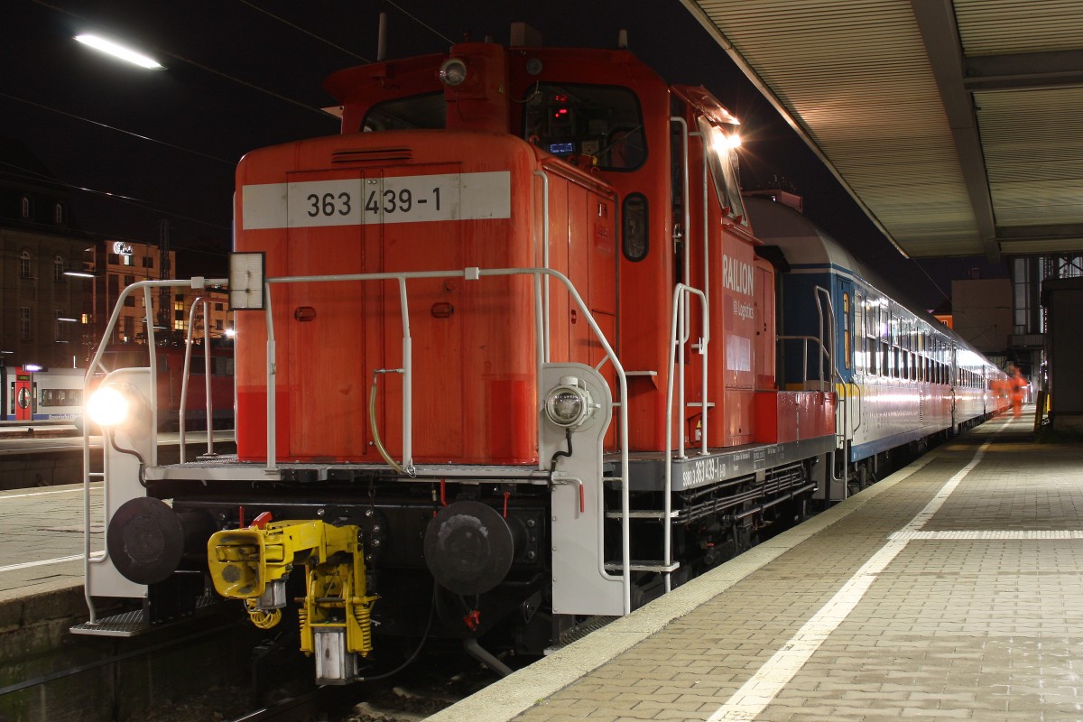 DB 363 439 am 9.11.13 in München Hbf.