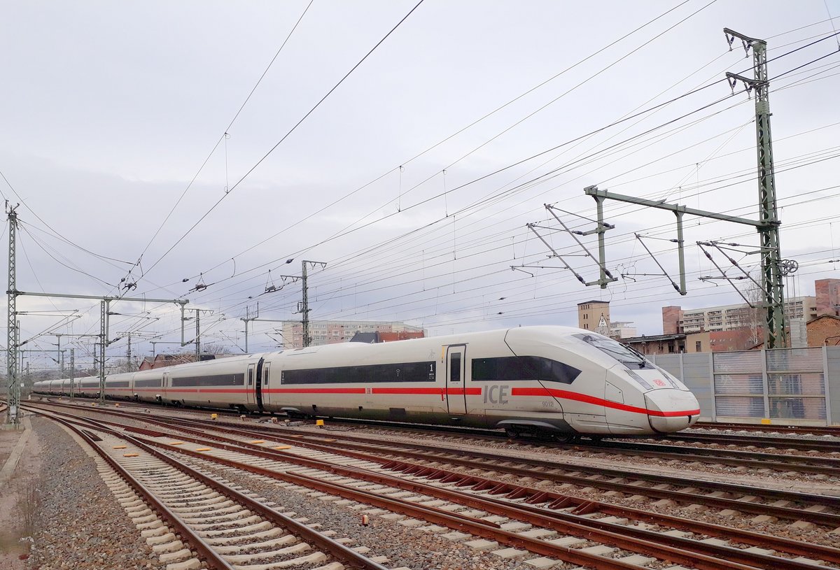 DB 412 012 als ICE 505 von Berlin Hbf (tief) nach München Hbf, am 03.03.2019 in Erfurt Hbf.