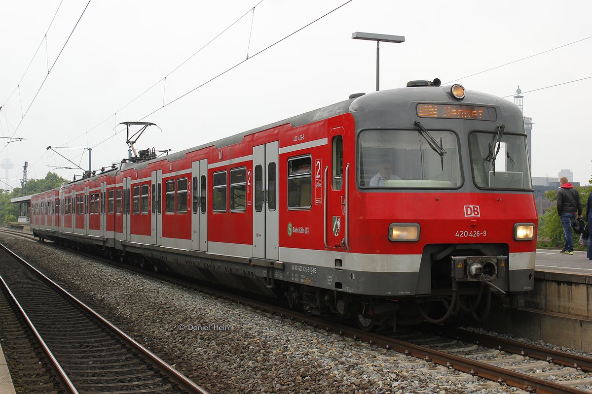 DB 420 426-9 als S12 in K�ln Messe/Deutz, Mai 2016.