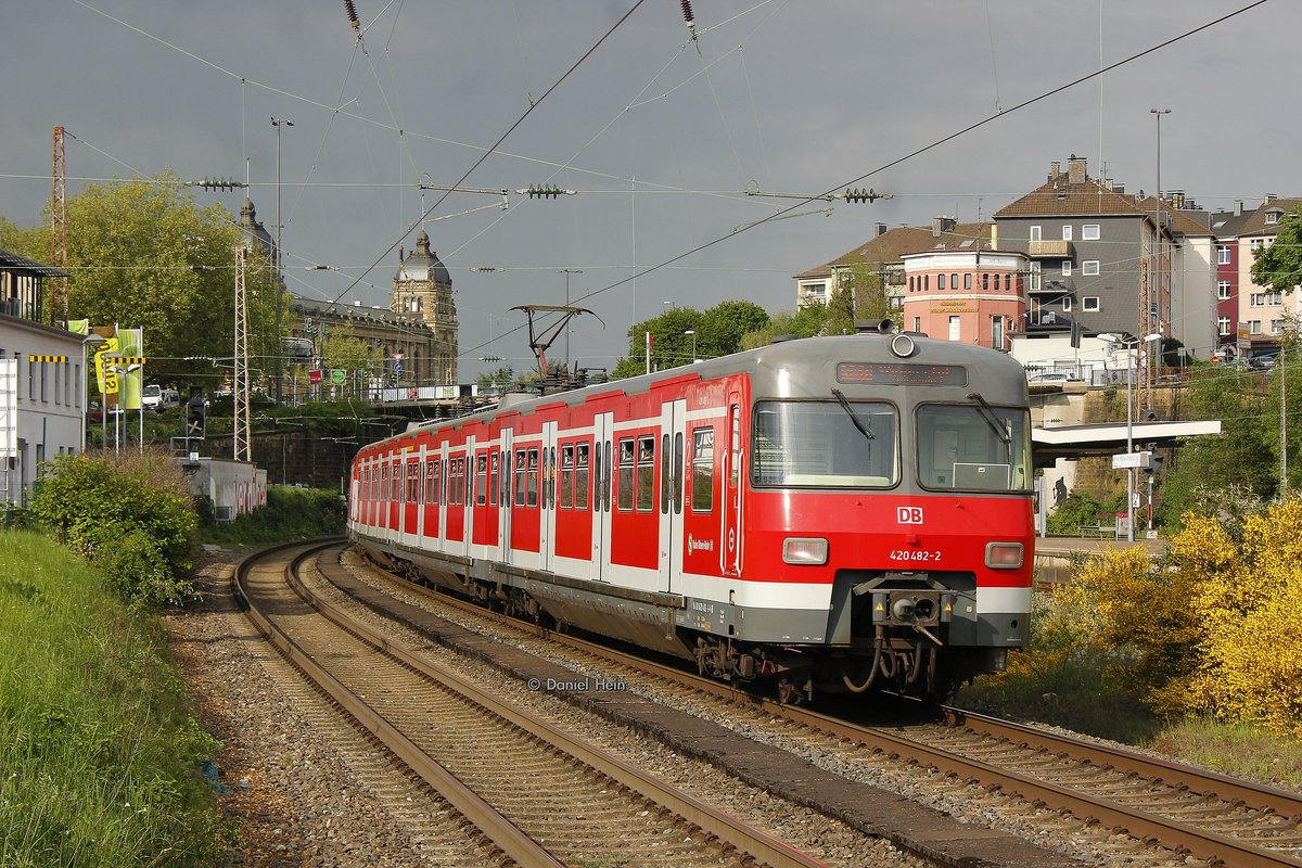 DB 420 482-2 als S68 in Wuppertal, Mai 2016.