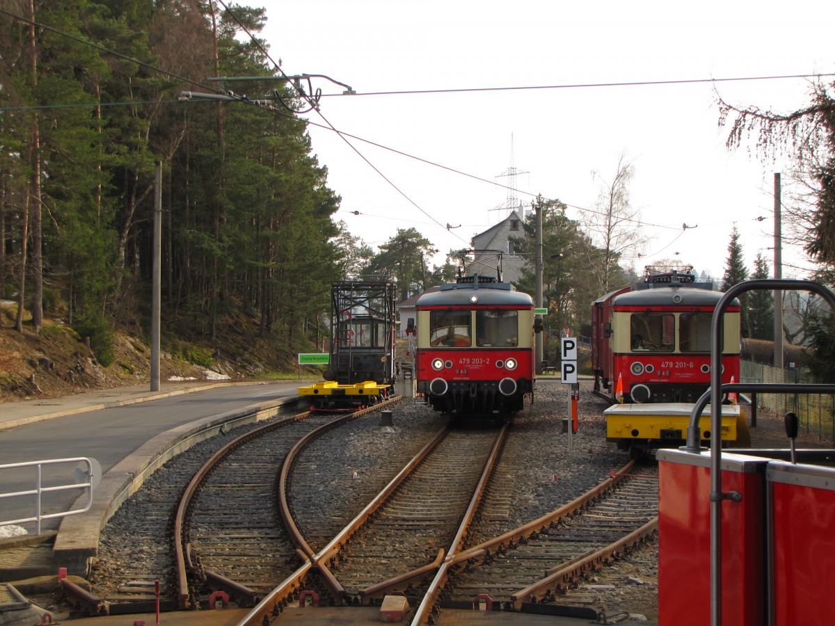 DB 479 203-2 als RB 29941 aus Cursdorf, am 16.03.2015 in Lichtenhain (an der Bergbahn).