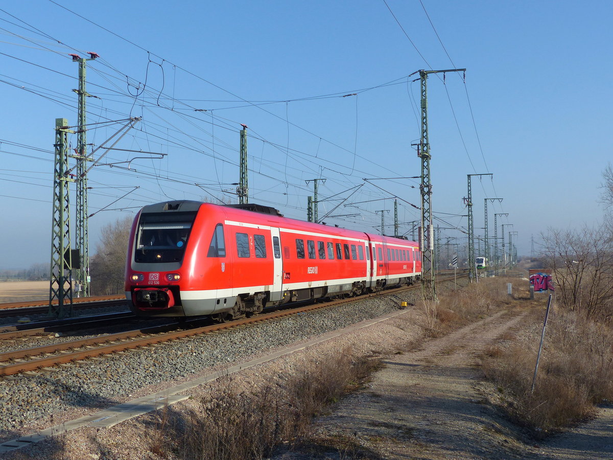 DB 612 536 als RE 3956 von Jena-Gschwitz nach Erfurt Hbf, am 24.01.2020 in Erfurt-Linderbach.