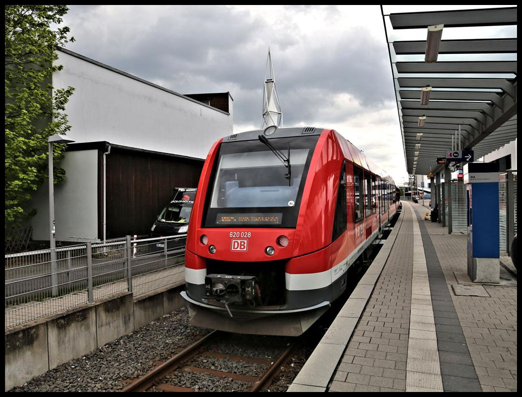 DB 620028 ist hier am 14.5.2021 im Endbahnhof Lüdenscheid angekommen. Der Bahnhof besteht heute nur noch aus einem Stumpfgleis!