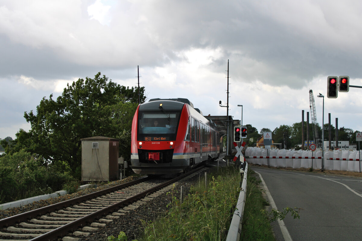 DB 648 336 überquert die Schleibrücke Lindaunis zur Fahrt als RE72 nach Kiel Hbf. (29.05.2022)