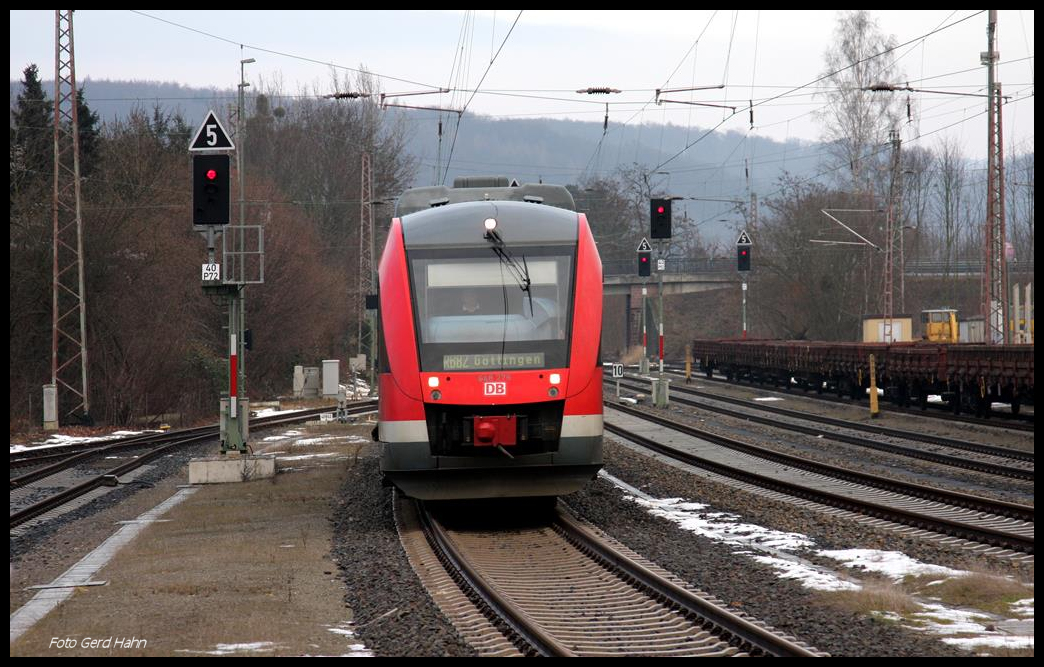 DB 648276 fährt als RB 82 nach Göttingen am 29.1.2017 um 10.31 Uhr in Kreiensen ein.