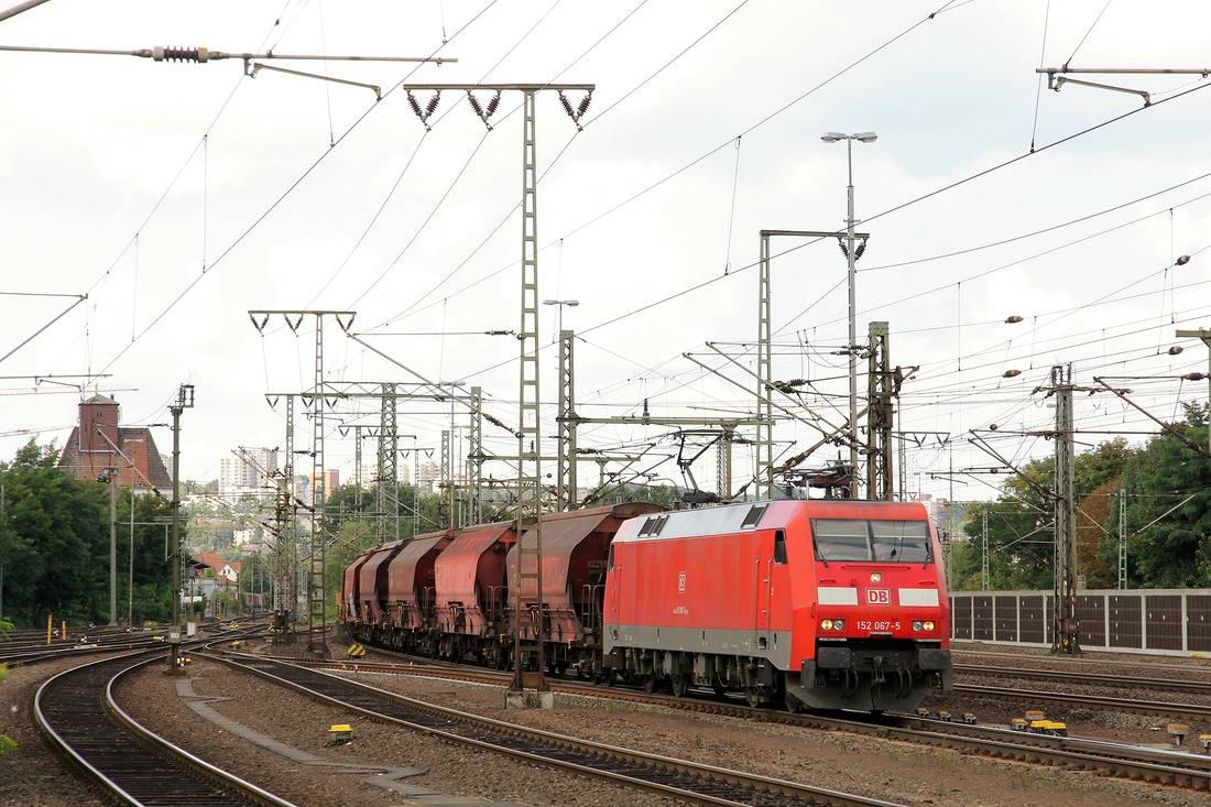 DB Cargo 152 067 mit EK 55000  Bebra Rbf - Neuhof // Fulda // 4. September 2017