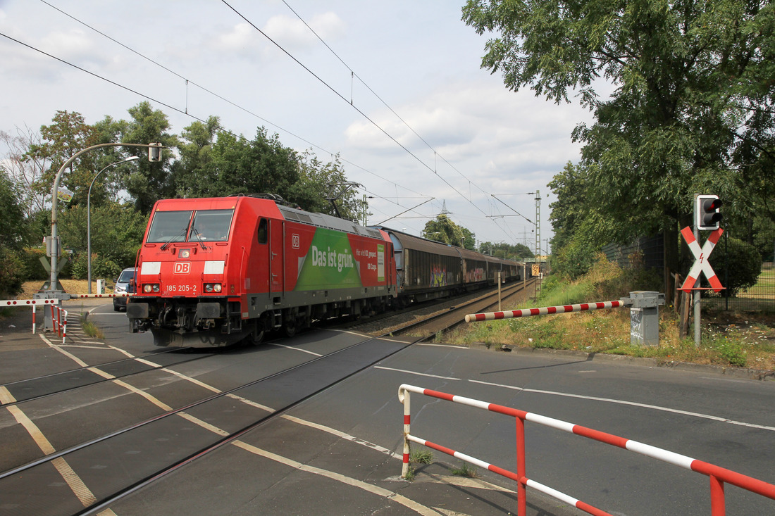 DB Cargo 185 205 // Köln-Höhenhaus // 2. August 2022
