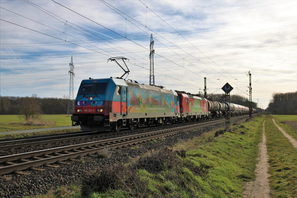 DB Cargo 185 367-0 GÜNNI und Siemens Vectron 193 310-0 mit gemischten Güterzug in Mainz Bischofsheim am 22.02.20