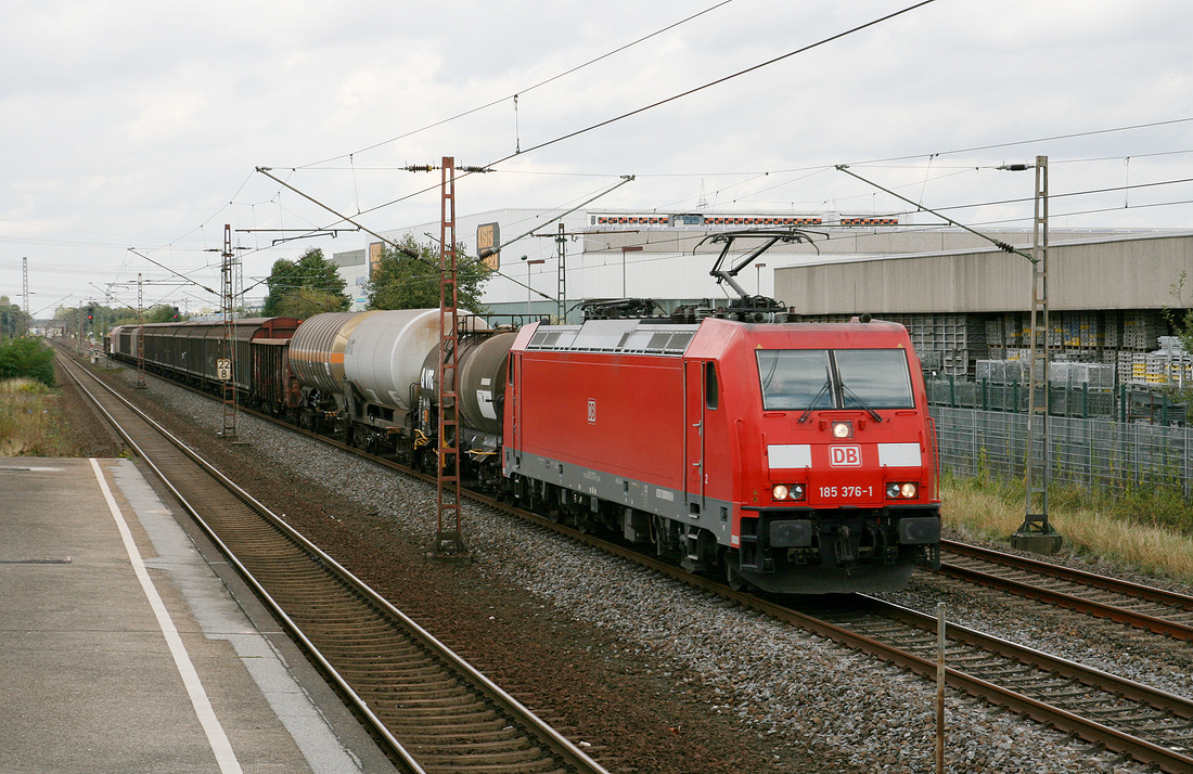 DB Cargo 185 376 mit EK 54533   Düsseldorf-Reisholz - Gremberg // Langenfeld-Berghausen // 28. Oktober 2012