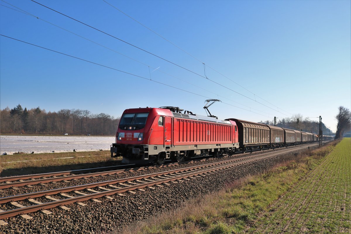DB Cargo 187 115-1 mit Güterzug am 16.02.19 bei Bruchköbel (Main Kinzig Kreis)