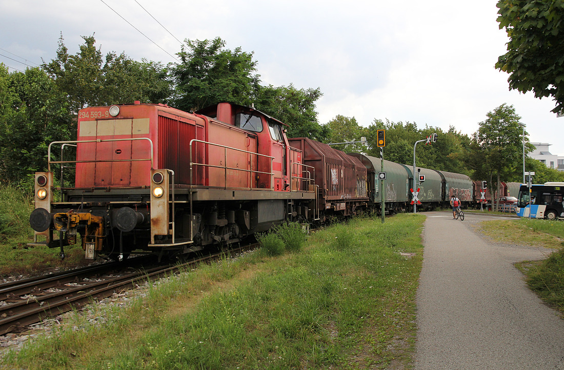 DB Cargo 294 593 // Böblingen, Industriestammgleis im Stadtteil Hulb // 17. Juli 2018