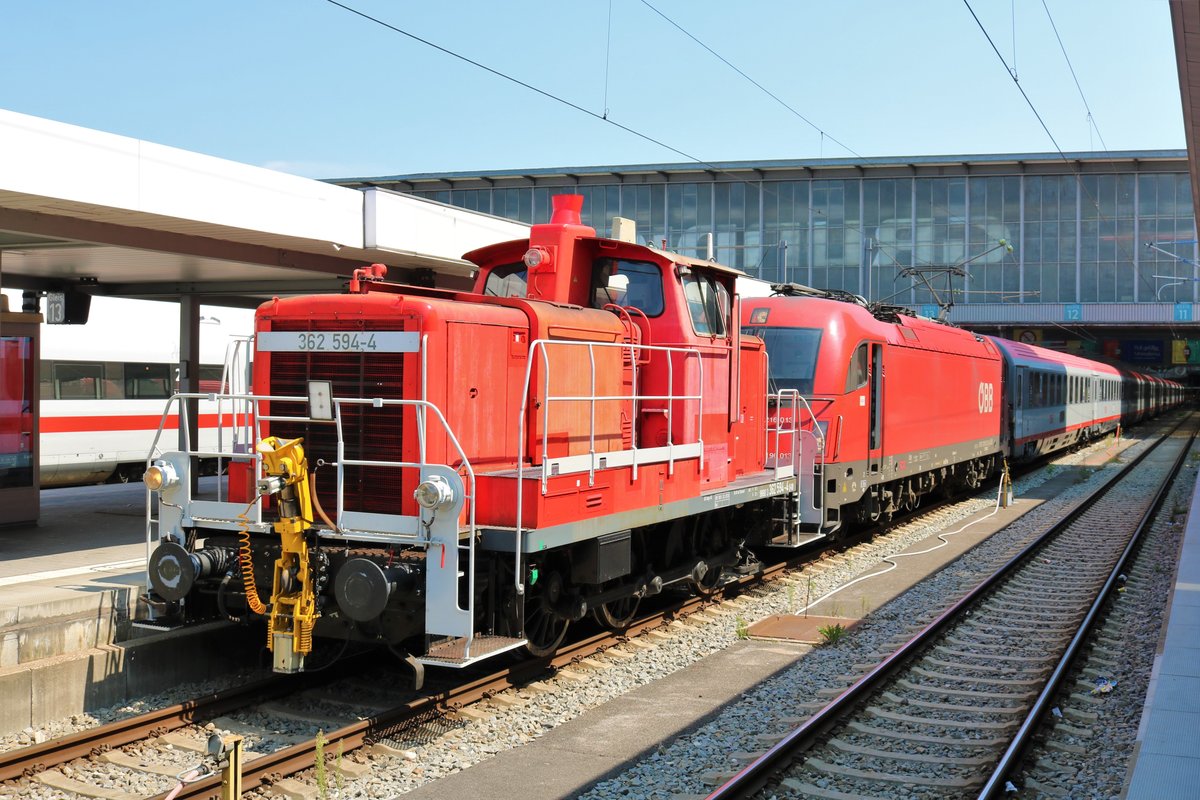 DB Cargo 362 594-4 in München Hbf am 11.08.20