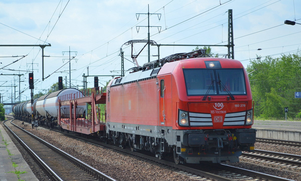  DB Cargo AG [D] mit  193 379  [NVR-Nummer: 91 80 6193 379-5 D-DB] und gemischtem Güterzug am 18.06.20 Bf. Flughafen Berlin Schönefeld.