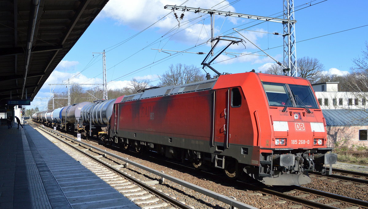 DB Cargo AG [D] mit  185 268-0  [NVR-Nummer: 91 80 6185 268-0 D-DB] und Kesselwagenzug aus Stendel am 12.03.20 S-Bhf. Berlin-Buch.