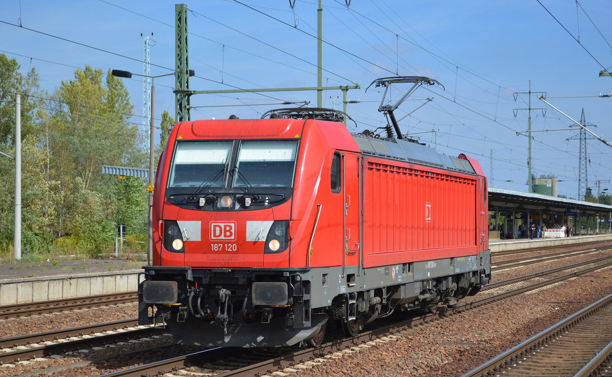 DB Cargo AG mit  187 120  [NVR-Nummer: 91 80 6187 120-1 D-DB] am 04.09.19 Bahnhof Flughafen Berlin Schönefeld.
