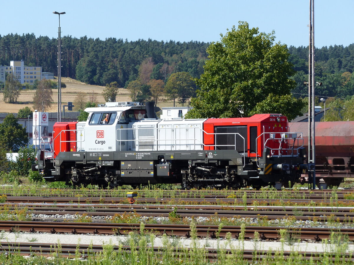 DB Cargo DE 18, 9280 4185 131-4 D-VL beim ranieren in Weiden am 13.8.2026