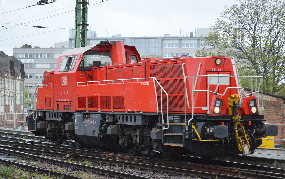 DB Cargo Deutschland AG mit 261 011-1 (NVR Nummer: 92 80 1261 011-1 D-DB) am 29.04.19 Magdeburg-Neustadt. 