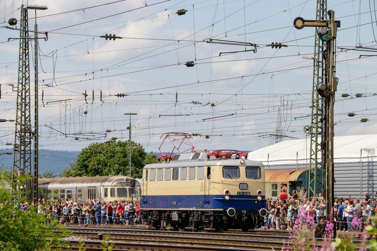 DB E10 1239 im DB Museum Koblenz, am 16.06.2018.