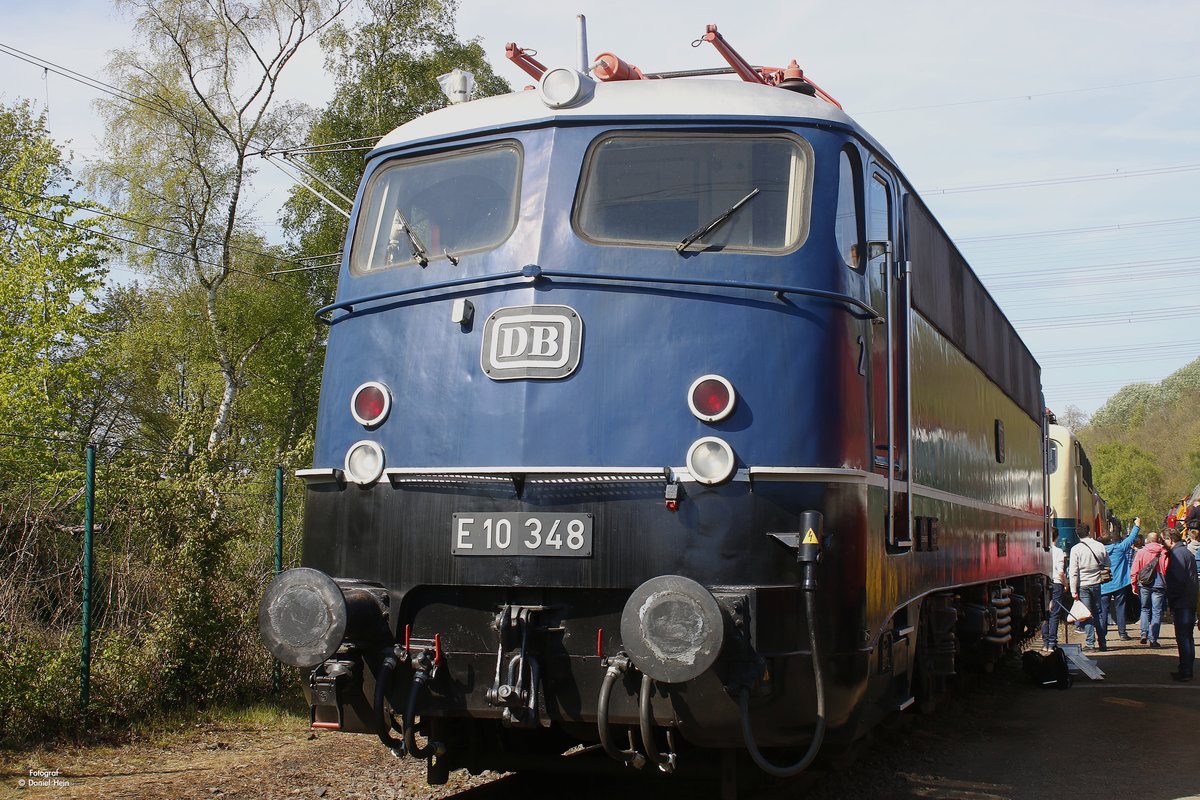 DB E10 348 im Eisenbahnmuseum Bochum Dahlhausen, April 2017.