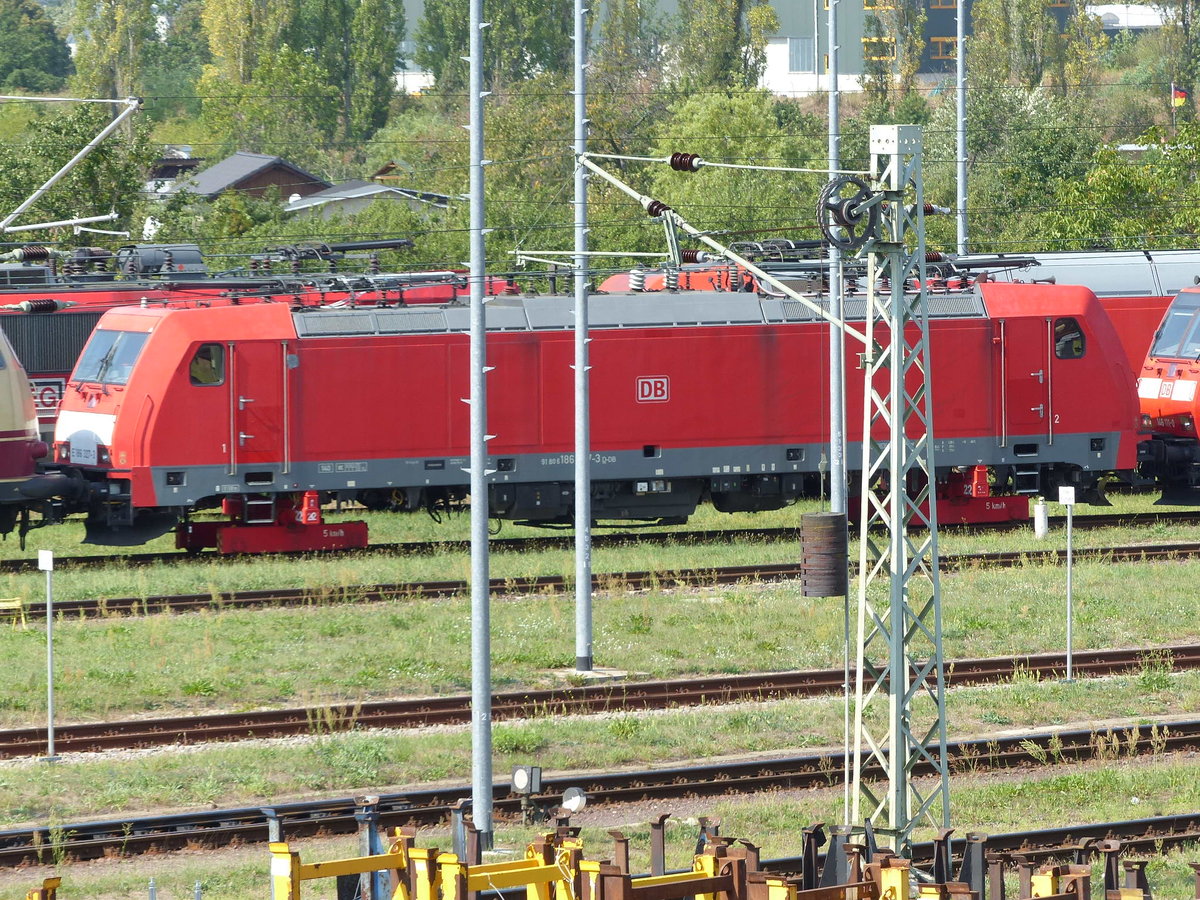DB E186 327-3 am 31.08.2019 beim Tag der offenen Tür im DB Werk Dessau.