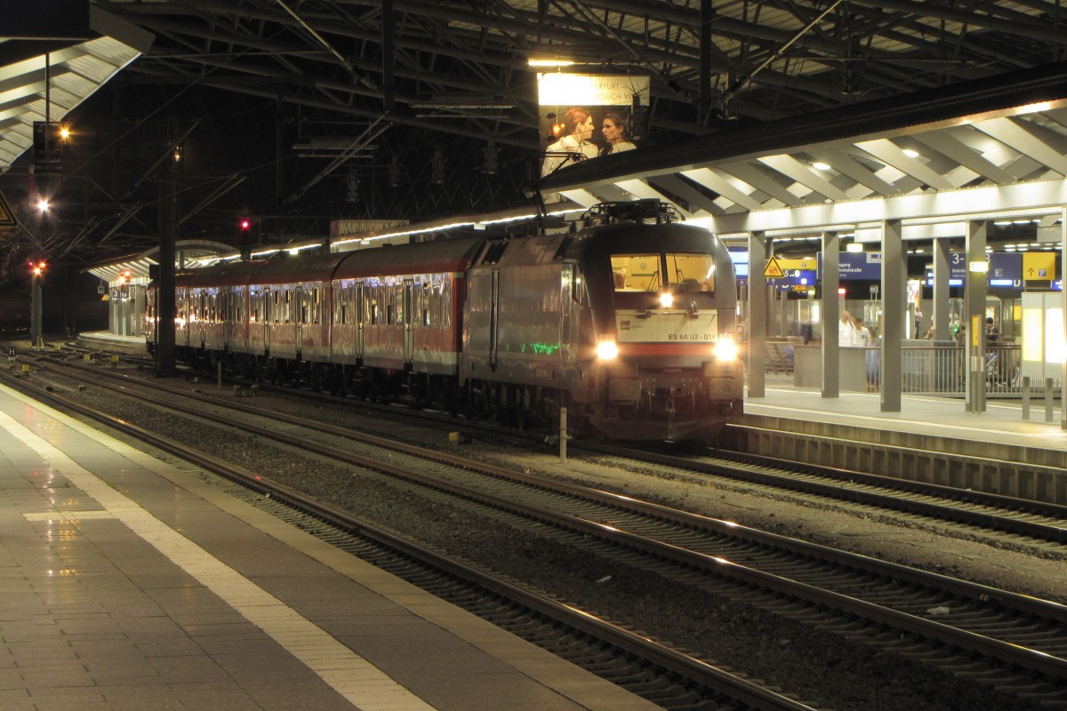 DB ES 64 U2-014 mit der RB 16336 von Halle (S) Hbf nach Eisenach, am 17.07.2015 in Erfurt Hbf.