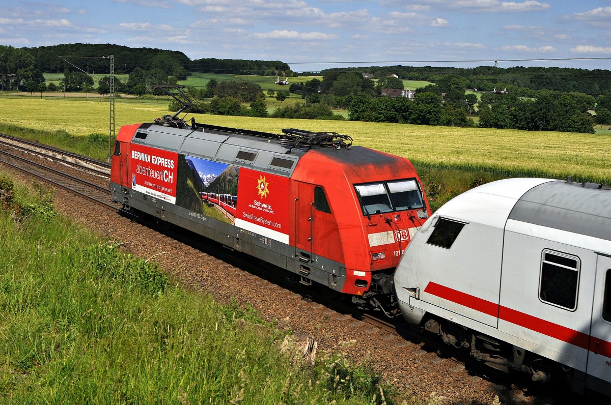 DB Fernverkehr 101 092  BERNINA EXPRESS abenteuerliCH  schiebt IC 2213 Ostseebad Binz - Stuttgart Hbf am 07.06.15 zwischen Vehrte und Belm.