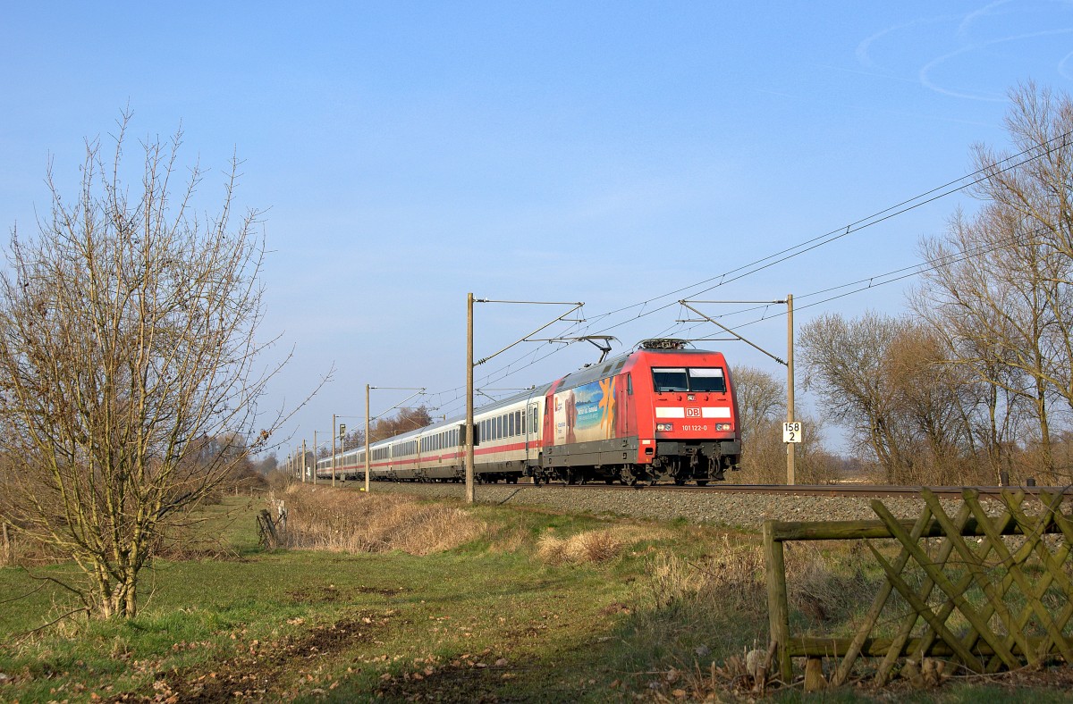 DB Fernverkehr 101 122  Herzlichst Zypern, Schauinsland Reisen  mit IC 2229 Kiel Hbf - Nürnberg Hbf (Hüde, 09.03.16).
