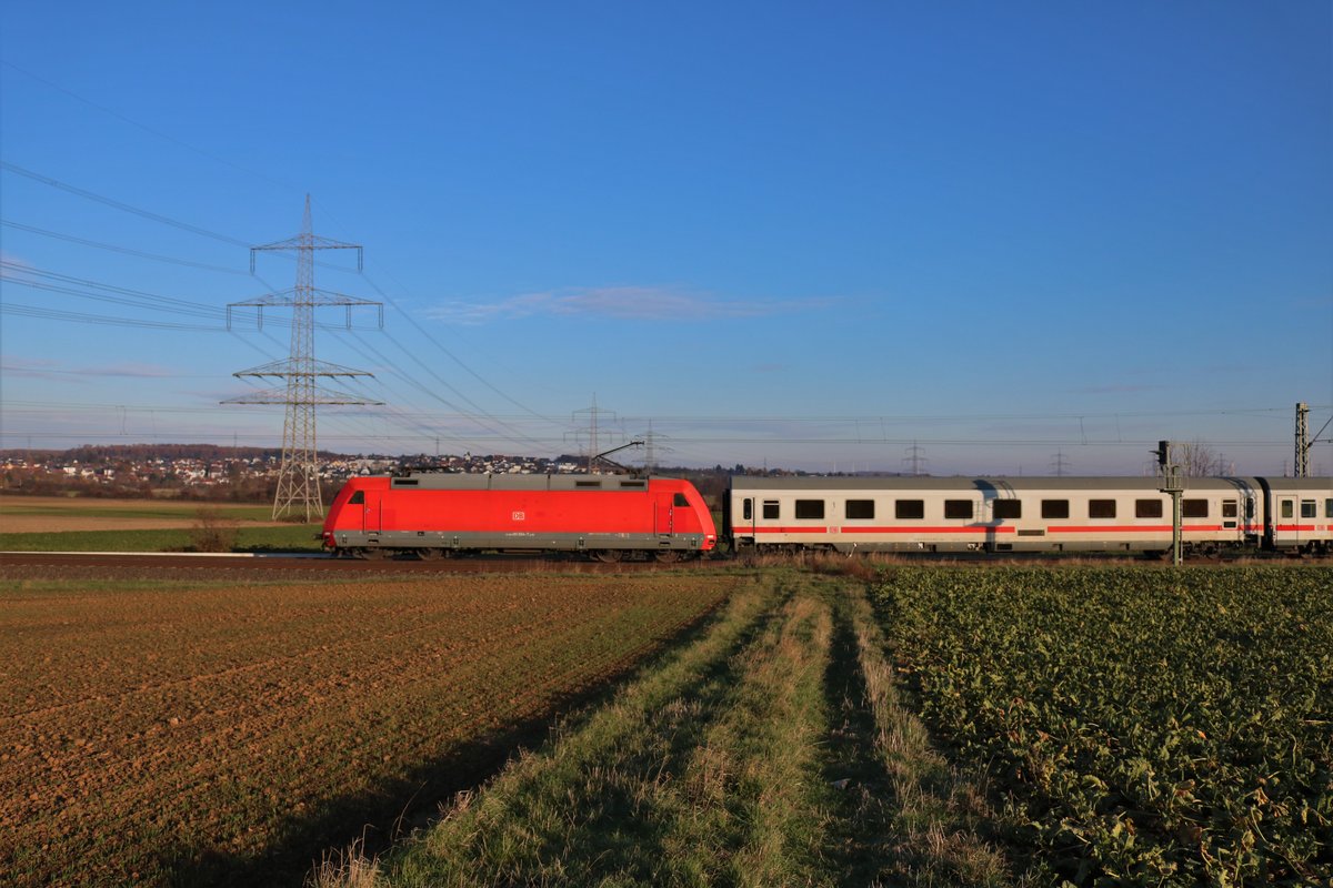 DB Fernverkehr 101 xxx mit IC am 18.11.18 auf der Main Weser Bahn bei Bad Vilbel Dortelweil