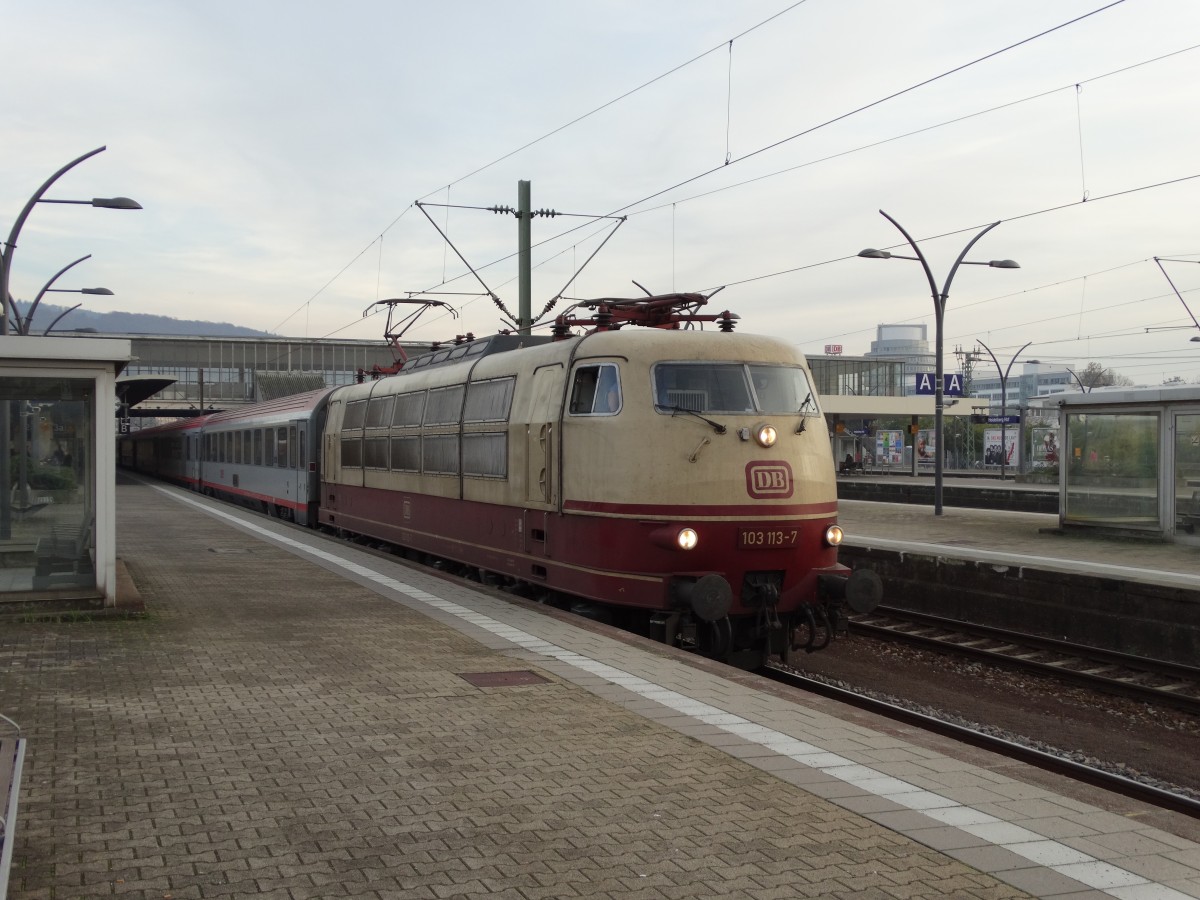 DB Fernverkehr 103 113-7 am 22.11.14 in Heidelberg Hbf mit dem IC 118  