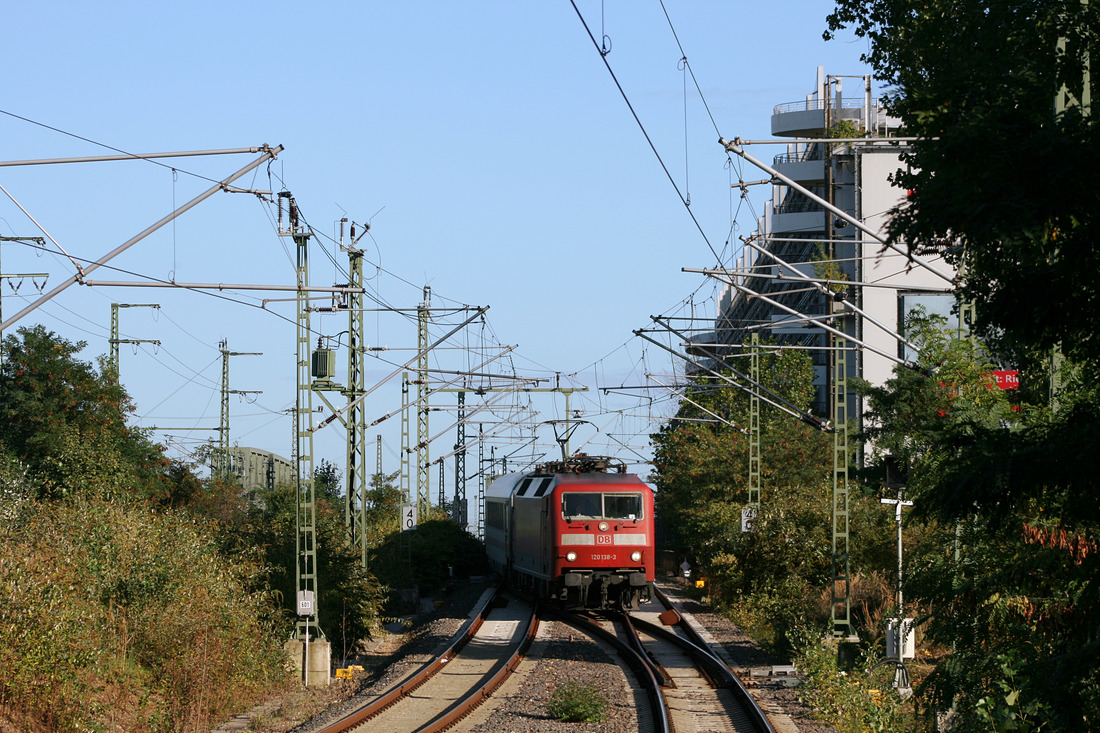 DB Fernverkehr 120 138 // Köln-Deutz (tief) // 9. Oktober 2009